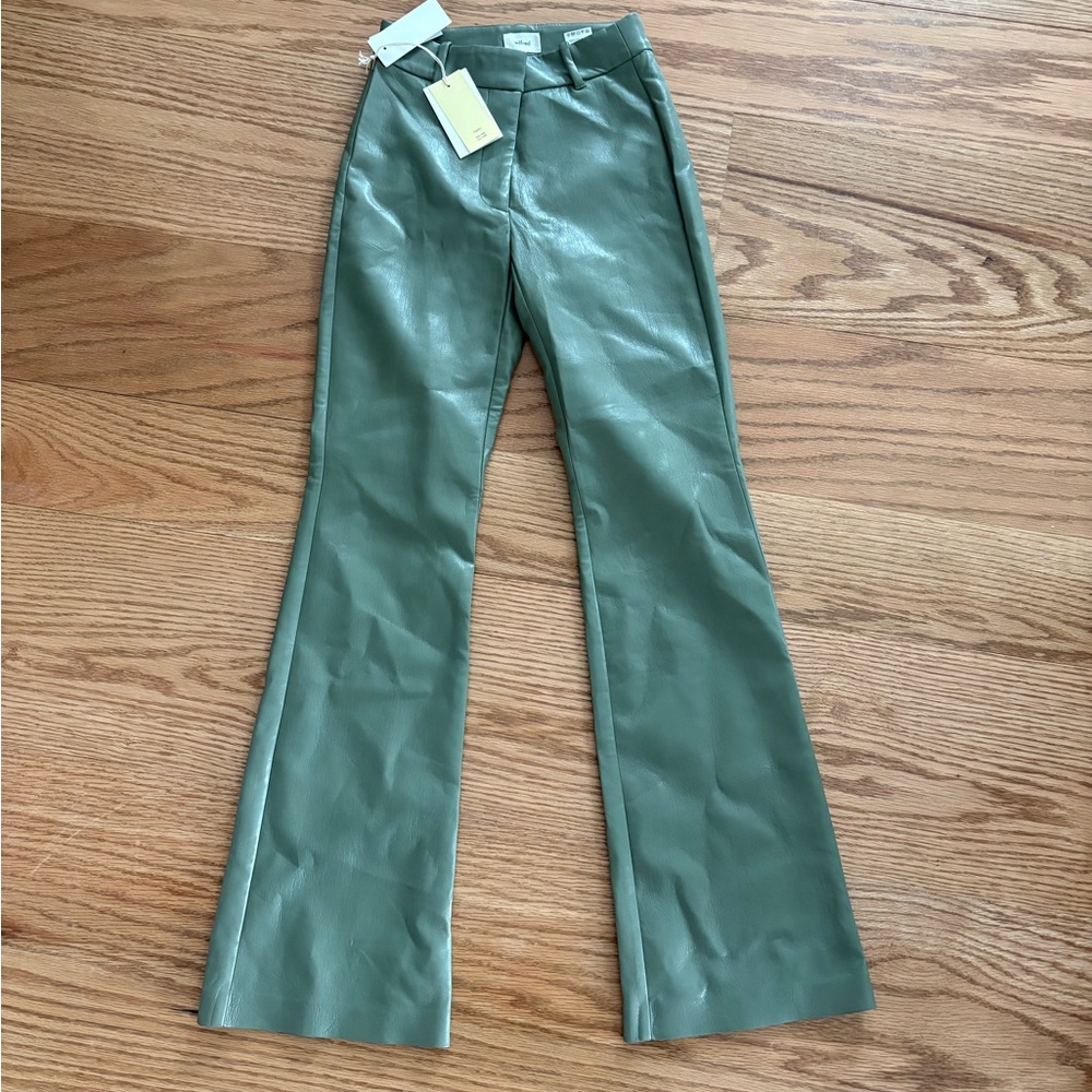 Wilfred leather pants from Aritzia